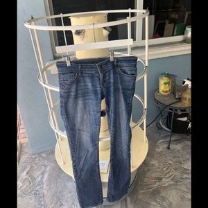 Delia s Taylor Jeans.  Size 6R